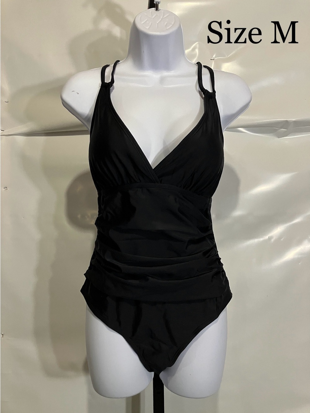 Women’s Black Double Strap One Piece Swimsuit Size Medium